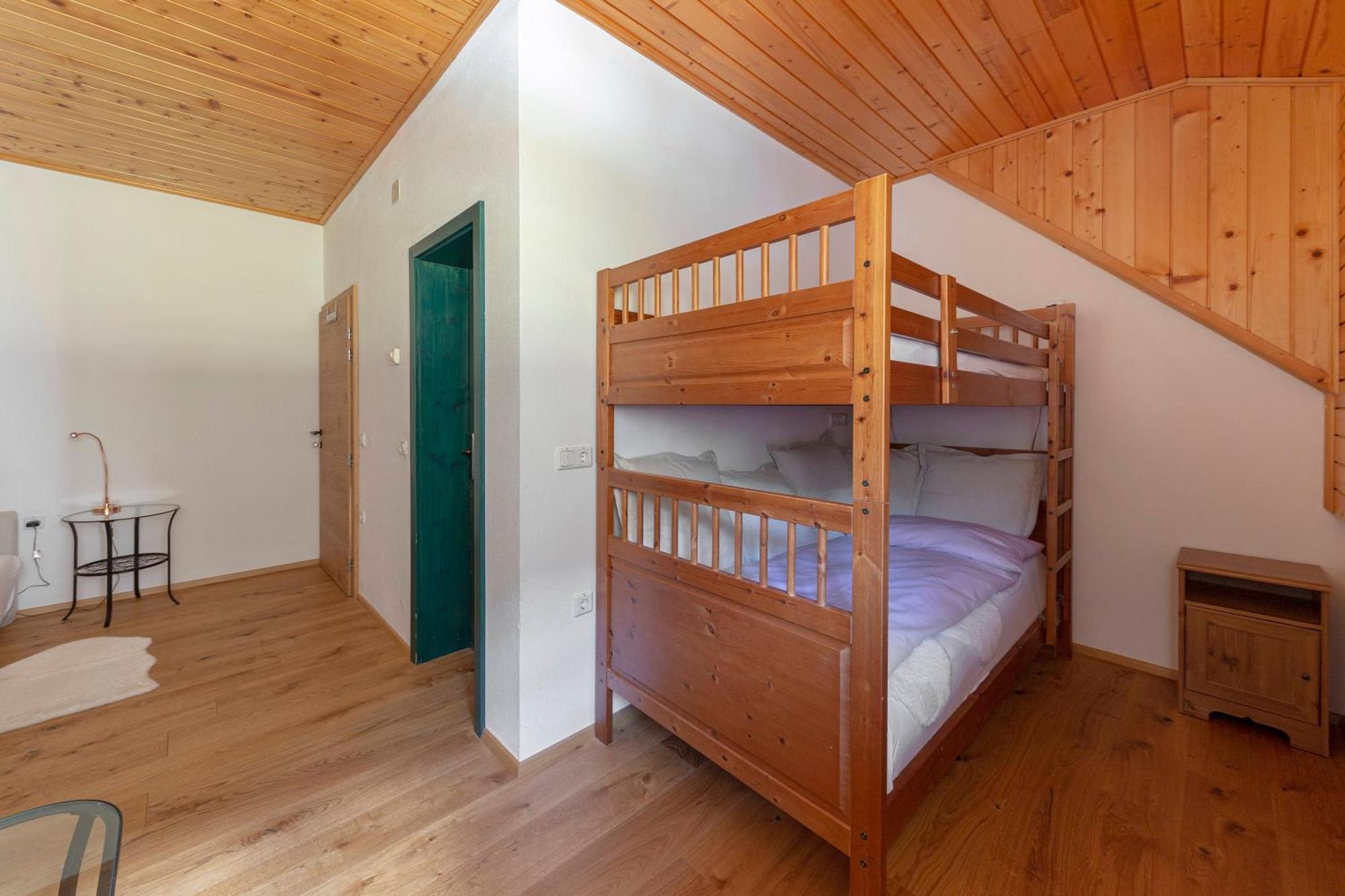 Bed & Breakfast Hisa Ojstrica Solcava