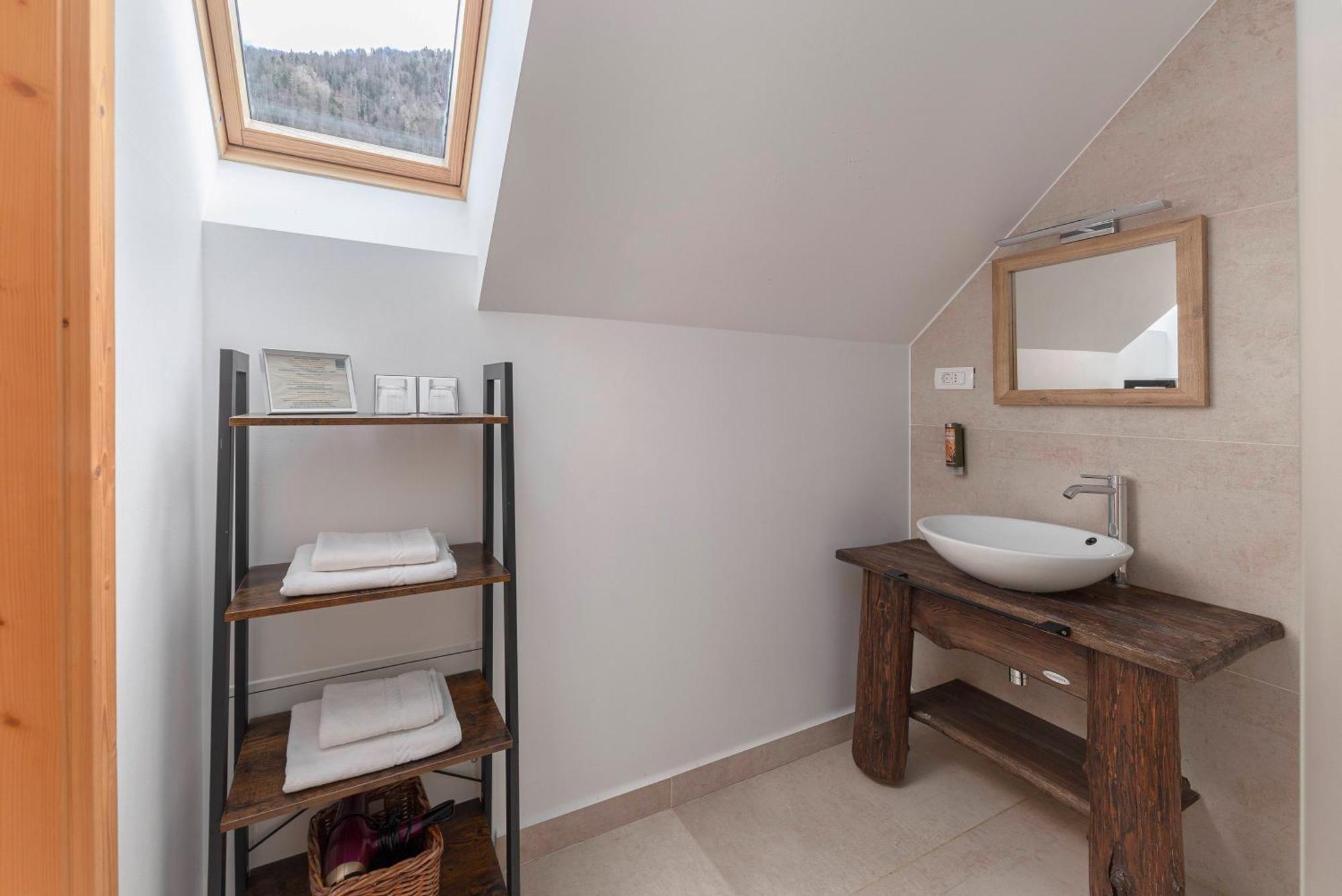 Bed & Breakfast Hisa Ojstrica Solcava
