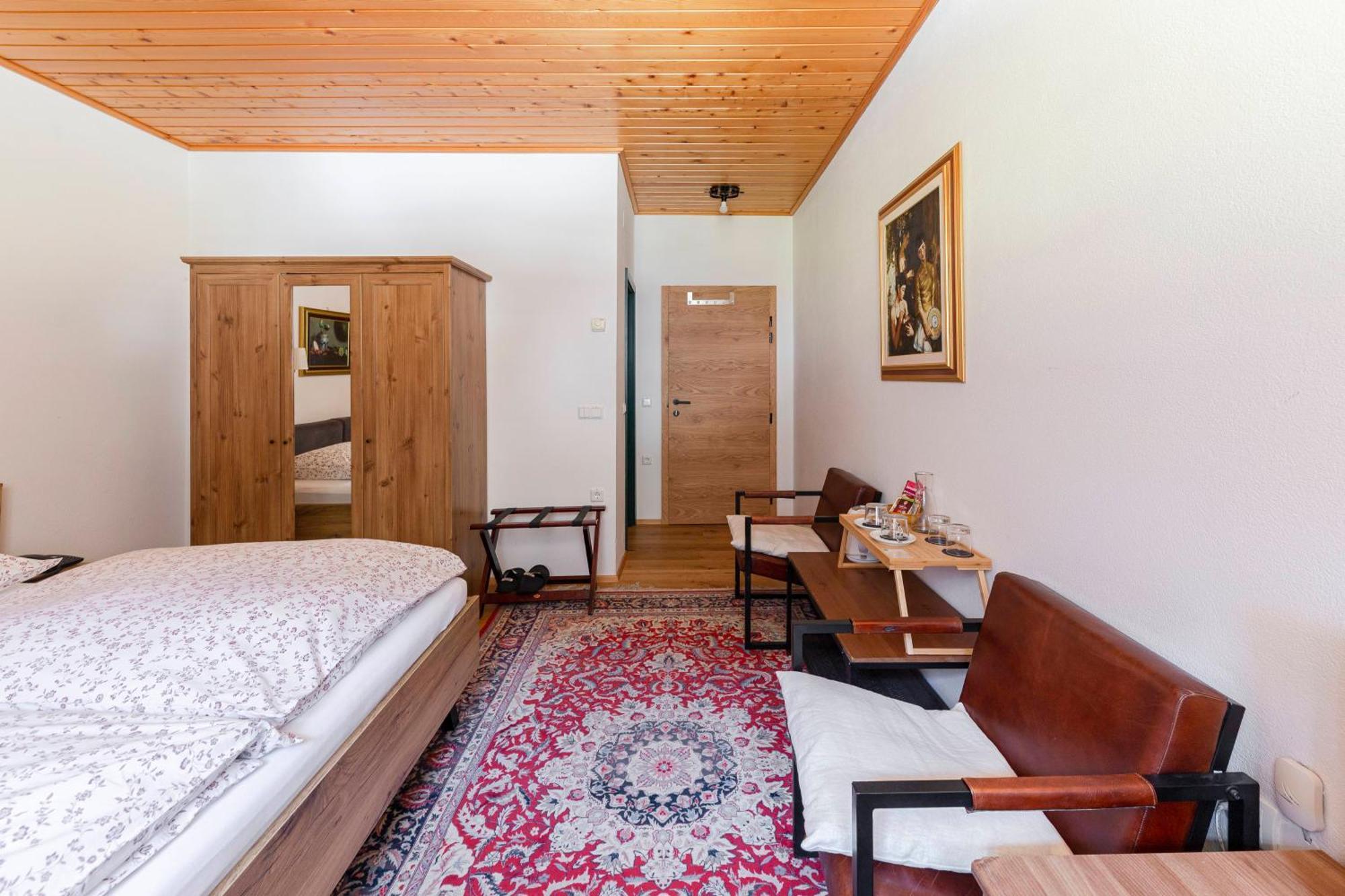 Bed & Breakfast Hisa Ojstrica Solcava