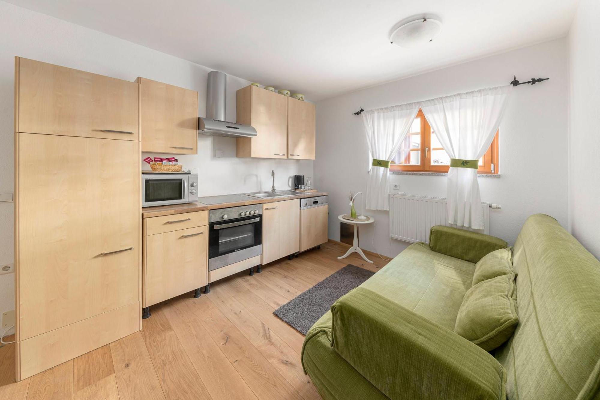 Hisa Ojstrica Bed & Breakfast 3*